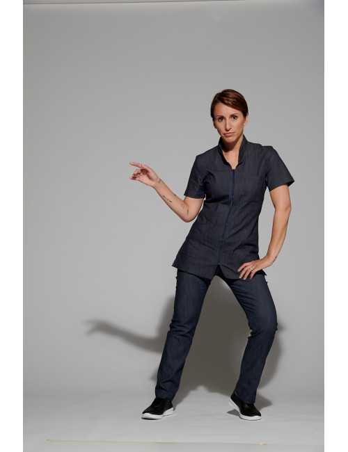 Blouse Médicale Femme Denim Uni, Trendy, couleur effet jean, vue de face, Camille Lavandie (2611) 