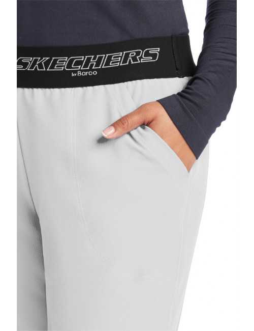 Pantalon médical femme, couleur blanc vue de dos, collection "Skechers" (SK202-)