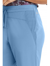 Pantalon médical femme, couleur bleu ciel vue détail, collection "Barco One Wellness" (BWP506-)