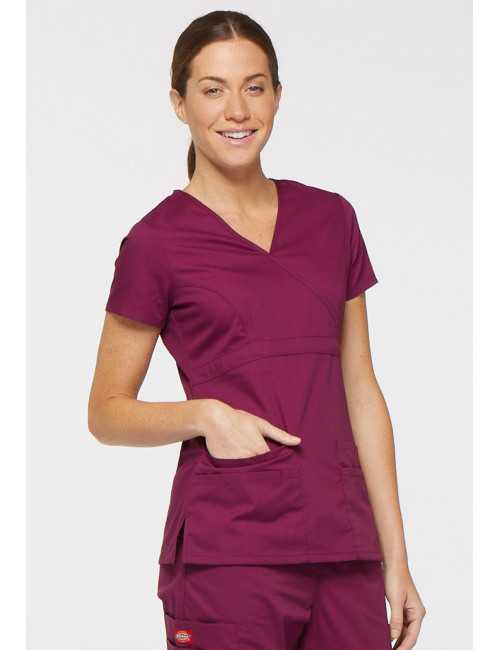Blouse médicale Cache Coeur Femme, Dickies, collection "EDS signature" (85820), couleur bordeaux vue face