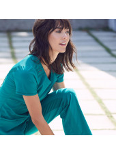 Blouse médicale antimicrobienne col rond, Cherokee, collection "Infinity" (2624A), vue zoom, couleur teal blue
