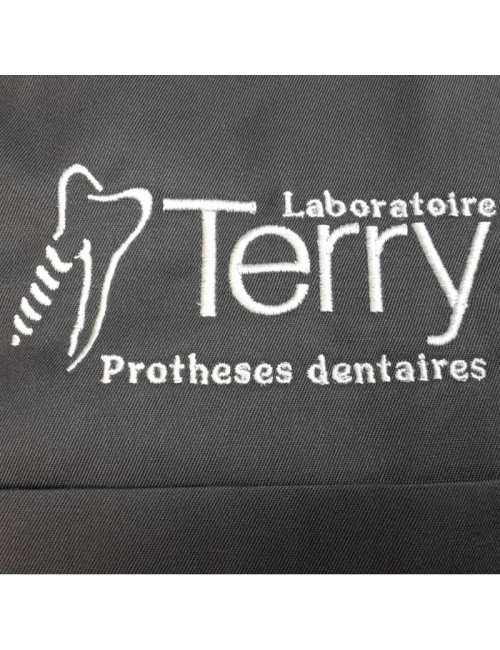 Broderie Logo, Sur devis - Sélectionnez le nombre de blouses à broder - Nous vous contacterons - Délai supplémentaire de 7 jours