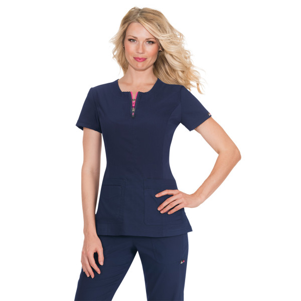 Blouse médicale Femme Koi "Serenity", collection Koi Lite (317-) bleu marine vue face Blouse médicale Femme Koi "Serenity", collection Koi Lite (317-) bleu marine vue face