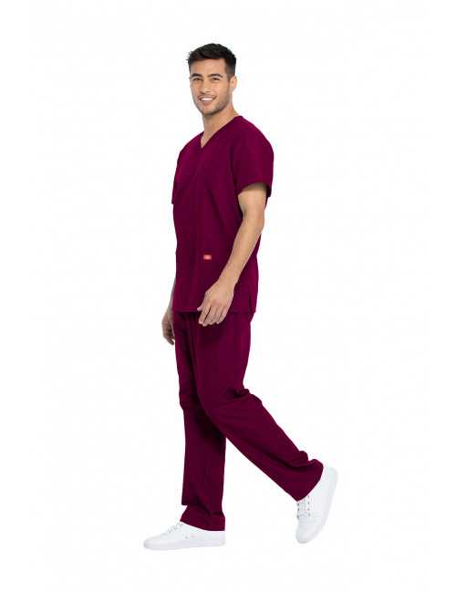 Ensemble médical Blouse et Pantalon, Unisexe, Dickies (DKP520C) homme droite bordeaux
