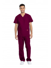 Ensemble médical Blouse et Pantalon, Unisexe, Dickies (DKP520C) homme face bordeaux
