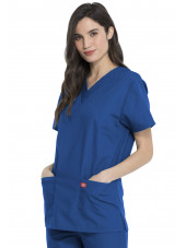 Ensemble médical Blouse et Pantalon, Unisexe, Dickies (DKP520C) femme coté royal