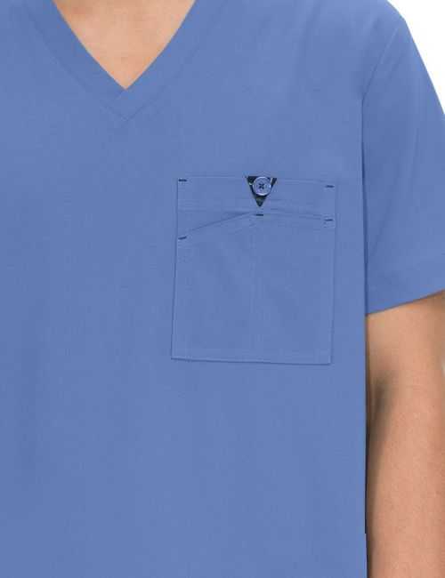 Blouse médicale Homme Koi "Bryan", collection Koi Basics détails poche(668)