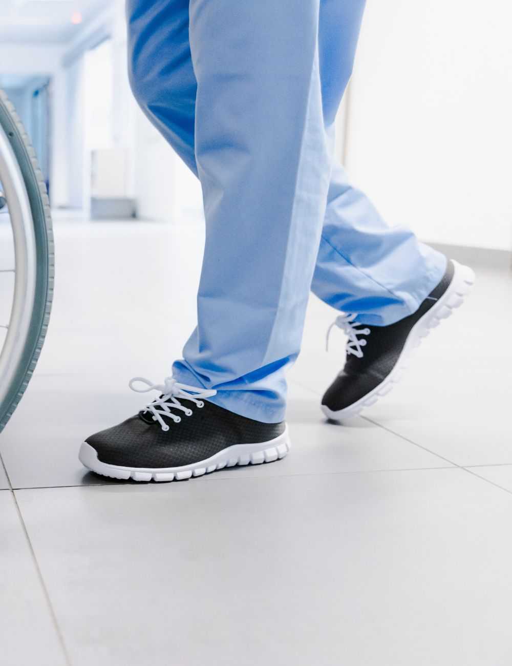 Baskets médicales , Oxypas "Kassie" de couleur grise  (Kassie01)