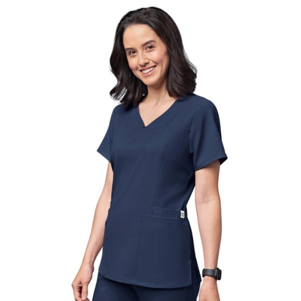 Wonderwink "Thive" waterproof gown for women (6322)