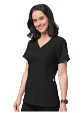 Wonderwink "Thrive" waterproof gown for women (6322)