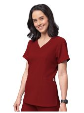 Wonderwink "Thrive" waterproof gown for women (6322)