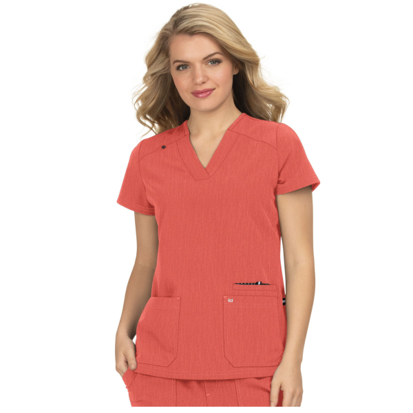 Blouse médicale Femme Koi "Hustle and Heart", 2 poches Koi Next Gen (1019) Blouse médicale Femme Koi "Hustle and Heart", 2 poches Koi Next Gen (1019)