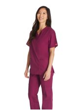 Blusa médica de cuello en V para hombres, Dickies, 2 bolsillos, Colección "EDS Signature" (86706)