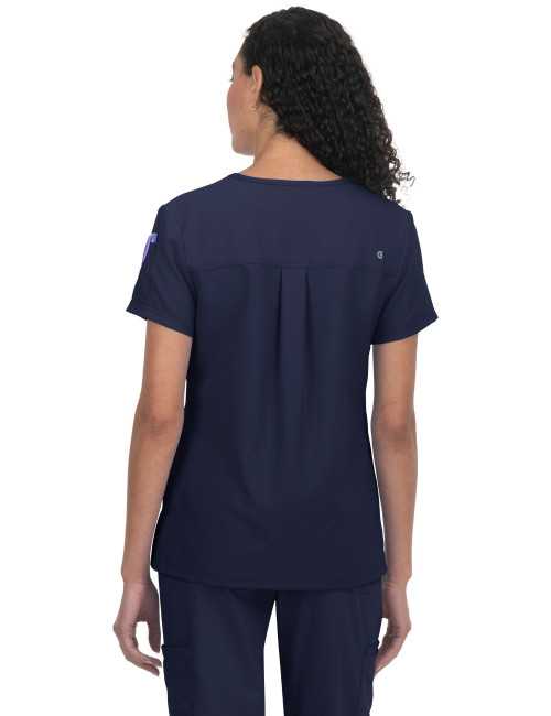 Blouse médicale Femme Koi "Aura", 2 poches, collection Cureology (C100)bleu marine de dos 