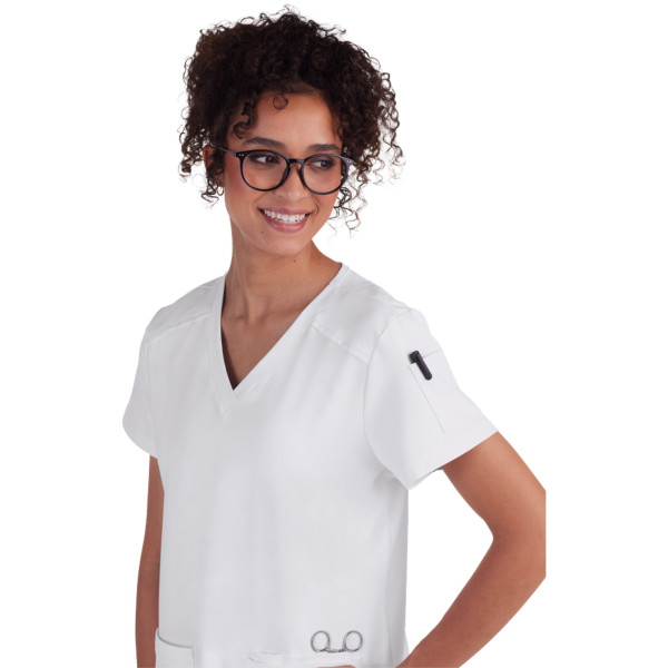 Blouse médicale Femme Koi "Cardi", 3 poches, collection Cureology (C101) Blouse médicale Femme Koi "Cardi", 3 poches, collection Cureology (C101)