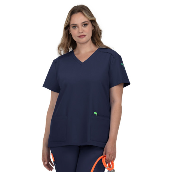 Blouse médicale Femme Koi "Cardi", 3 poches, collection Cureology (C101) Blouse médicale Femme Koi "Cardi", 3 poches, collection Cureology (C101)