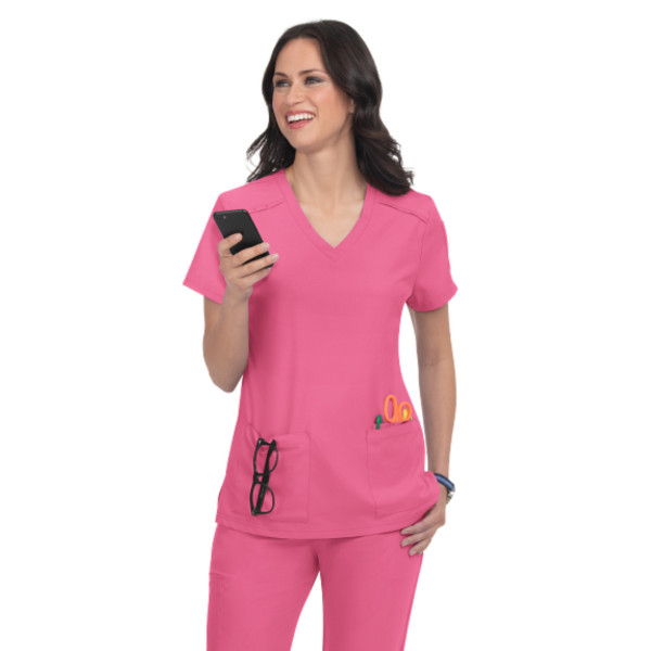 Blouse médicale Femme Koi "Cardi", 3 poches, collection Cureology (C101) Blouse médicale Femme Koi "Cardi", 3 poches, collection Cureology (C101)