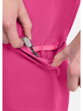 Mono médico Medcouture Insight de 5 bolsillos para mujer (MC550)