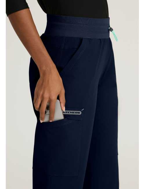 Pantalón médico de mujer con 5 bolsillos y cintura de malla - Skechers "RIP STOP" (SKP712)