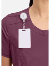 Bata médica antimicrobiana para mujeres Cuello redondo, Cherokee, Colección "Infinity" (2624A)