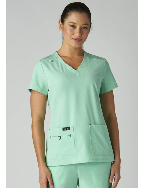 Mujer de blusa médica Koi "Becca", colección "Koi basics" (373-)